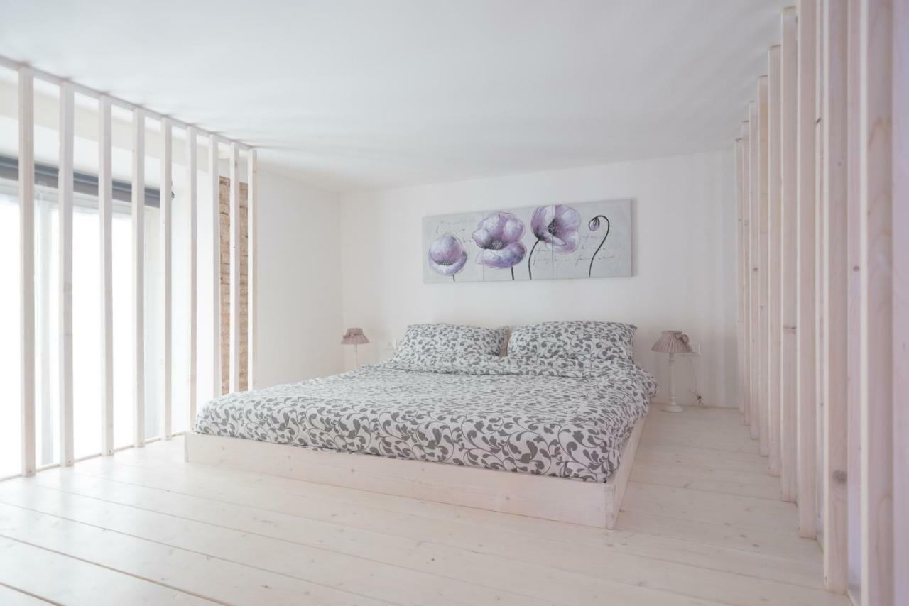 New Loft In The Heart Of Bologna Leilighet Eksteriør bilde